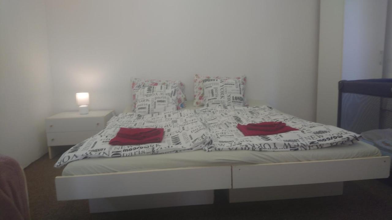 Gran Hostel 반스카비스트리카 외부 사진
