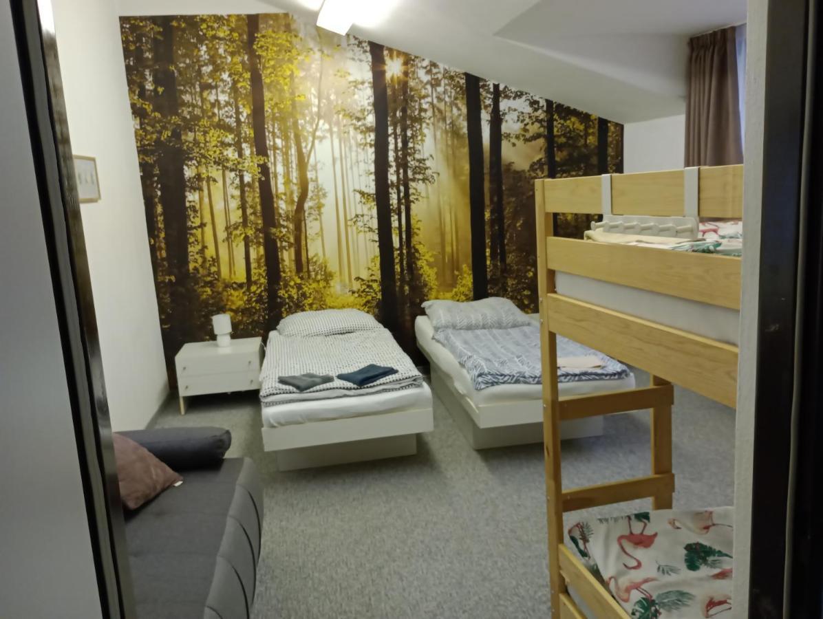Gran Hostel 반스카비스트리카 외부 사진